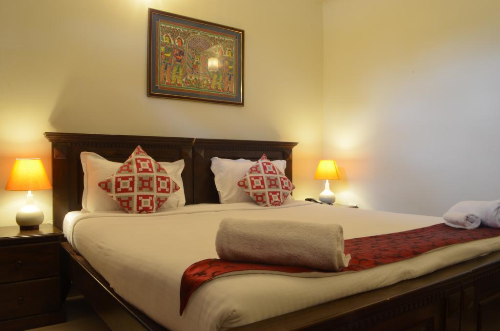 Luxtay Suites 벵갈루루 객실 사진