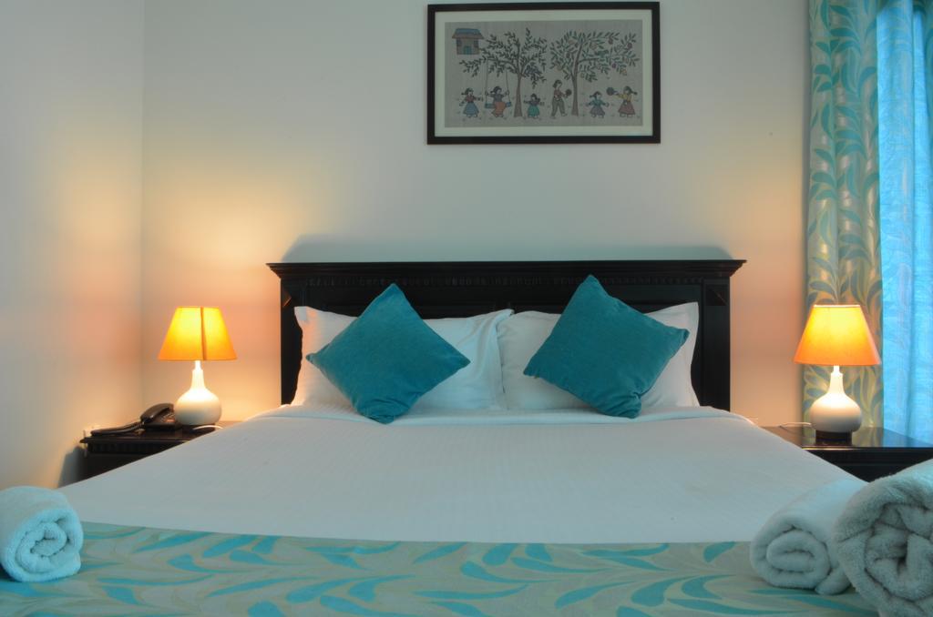 Luxtay Suites 벵갈루루 객실 사진