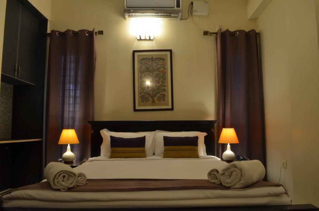 Luxtay Suites 벵갈루루 객실 사진