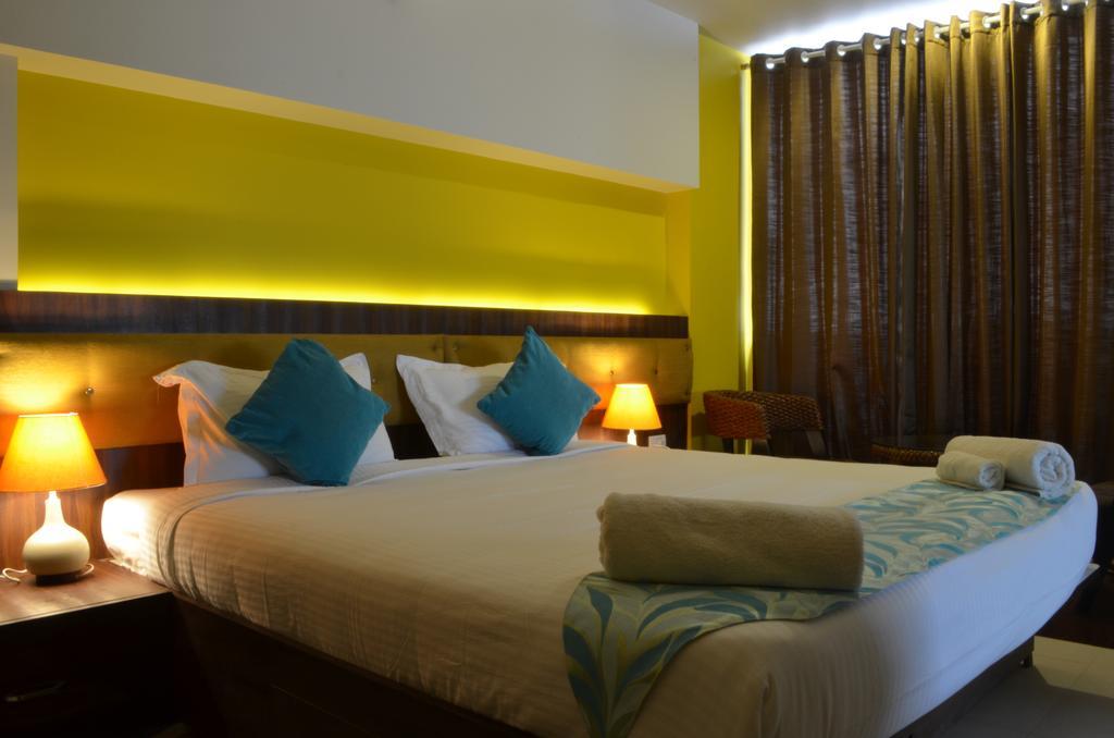 Luxtay Suites 벵갈루루 객실 사진